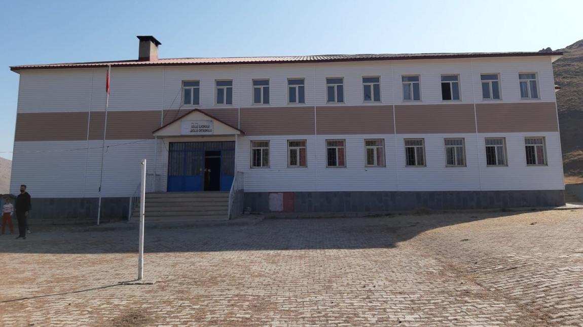 Göllü Köyü Ortaokulu Fotoğrafı